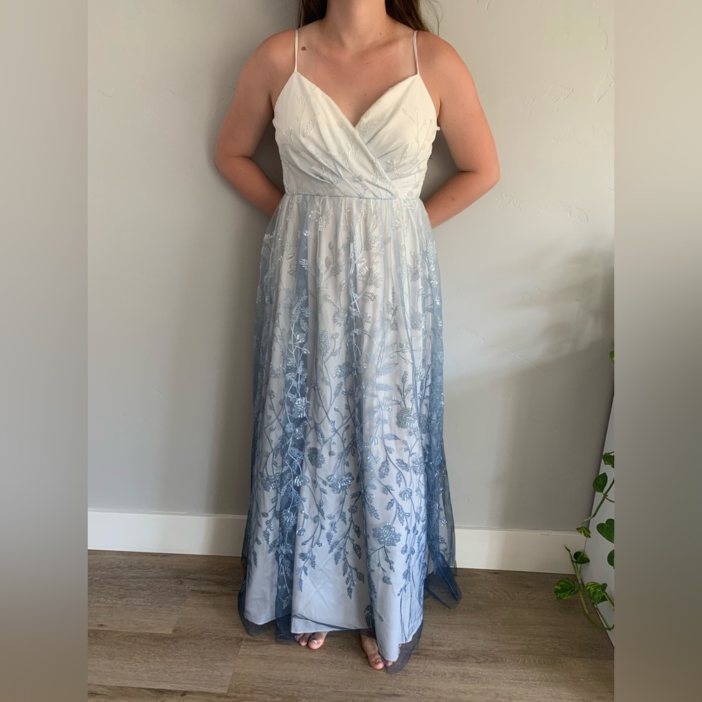 Prom dress, only worn once. I’m very good condition